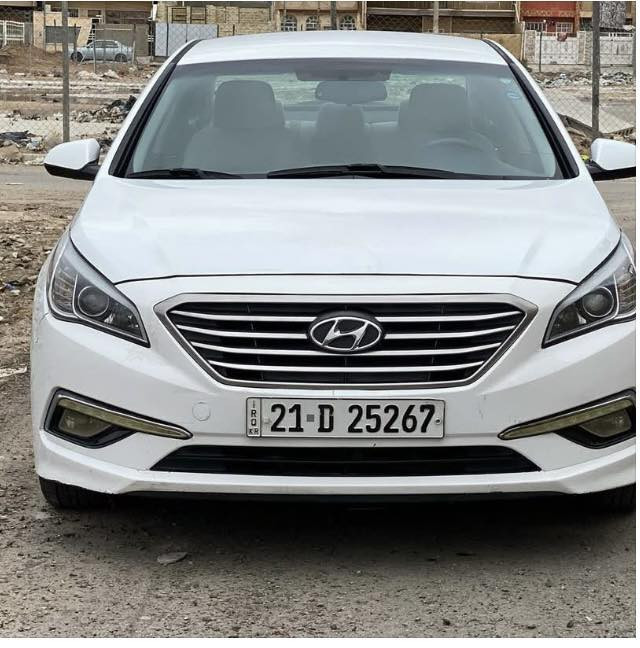 السلام عليكم سوناتا وارد امريكي موديل 16 حادث امريكا بالجاملغ والباب مال السايق بدون ايرباك بدون دواخل والباب الخلف السايق والجاملغ كلير فقط جاهز للأخير بدون نواقص تحويل مباشر هزة سنويه لل27 السعر 120 وبيه مجال او مراوس بسيارة اقل اكسنت او صول اريد فرق *********** مكان السياره كربلاء
