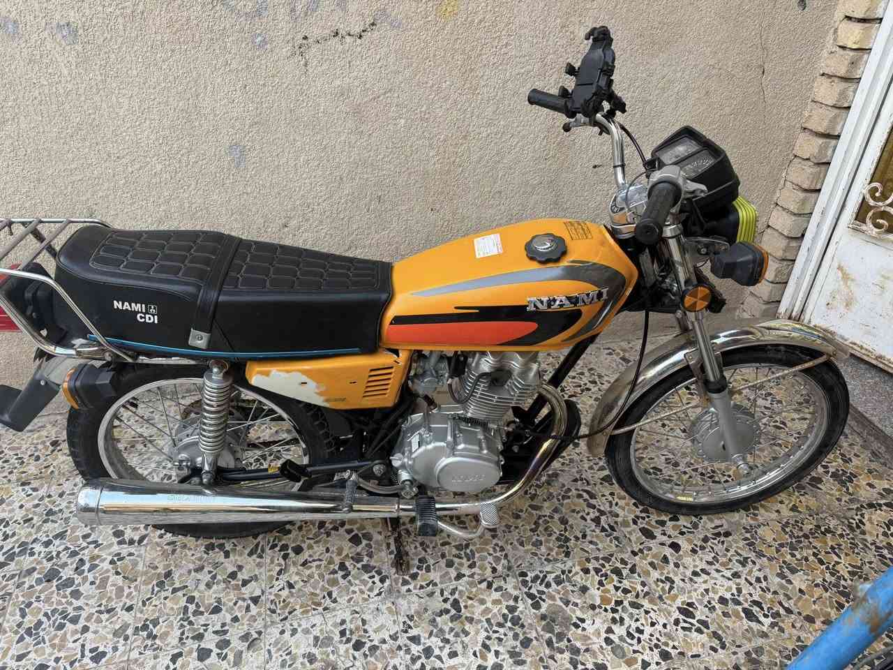 سلام عليكم
دراجة  نامه شلامجة، رقم .
الدراجة نظيفة ومعمّرة، صارلي شهرين مستخدمها، وكلها أصلي.
سنوية جديدة، صارلي شهر مطلعها.
السعر: مليونين وقابل للتفاوض.
الموقع: البصرة.زبير
للاتصال: ***********
الدراجة جاهزة وما بيها شي
