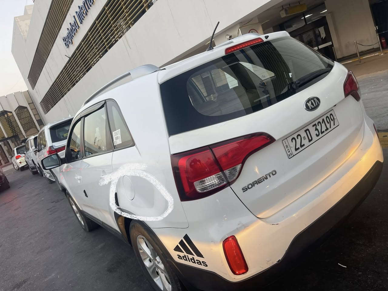 السلام عليكم سورنتو 2014 خليجي بيهة قطعة وحدة صبغ بالمكان المحدد وشوية بارد مكينة خير من الله لا تنقيص لا تبخير لا صروت كير خير من الله صدر جيد رقم انكليزي سنوية ل28 بسمي تحويل مباشر مكينة 4 سلندر السعر 155 وبيهة مجال تفاصيل اكثر للاتصال ع الرقم *********** بيع او مراوس بناصية سني او كورلا
