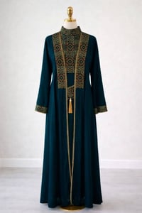 ملابس • توصيل