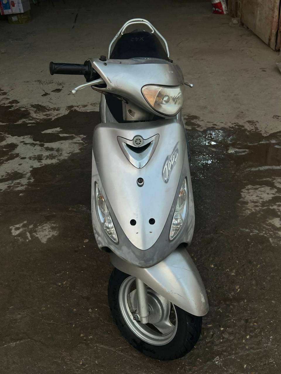 سلام عليكم
*ماكس منغولي*

*مديل 2009*

*لون رصاصي*

* ختم واحد*

*سوادات ملح*

*سويج عدد 2*

*سلف*

*هندر*

* لايت*

*اشاير*

*هون*

*فول نعومه*

*برغه مابيه نقص*

ملاحضه  نازله  صار  شهر  عنواني  ناصريه مركز
***********
