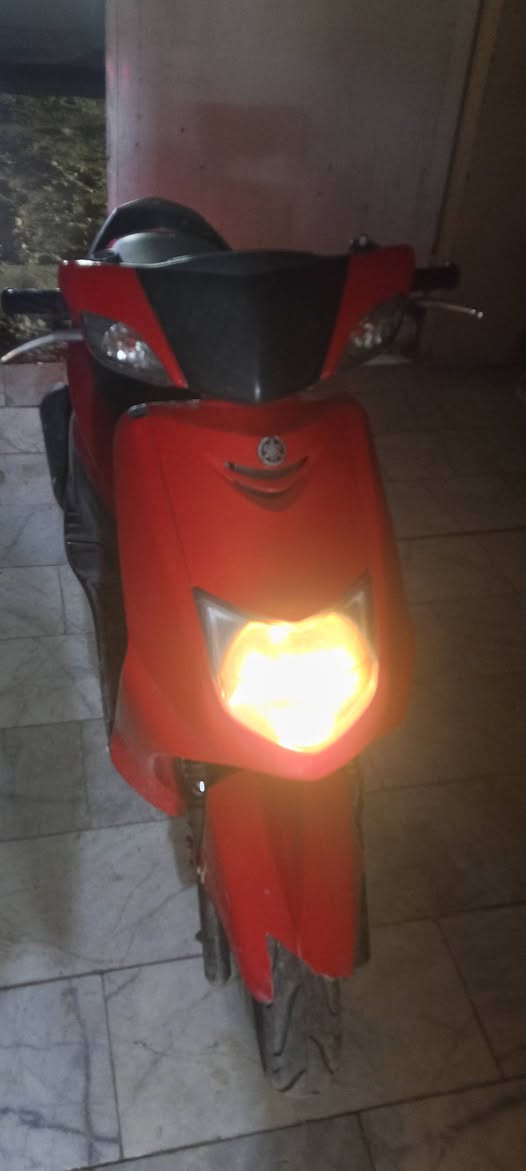 السلام عليكم عندي هاي سكنس نثيه 140للبيع دراجه خير من الله اي نقص مابيها سلف وهندر شغاله وبيه شلعه ومعدل تخبل مكاني دوره  ابو جير سعر 400قفل رقم تواصل ***********
