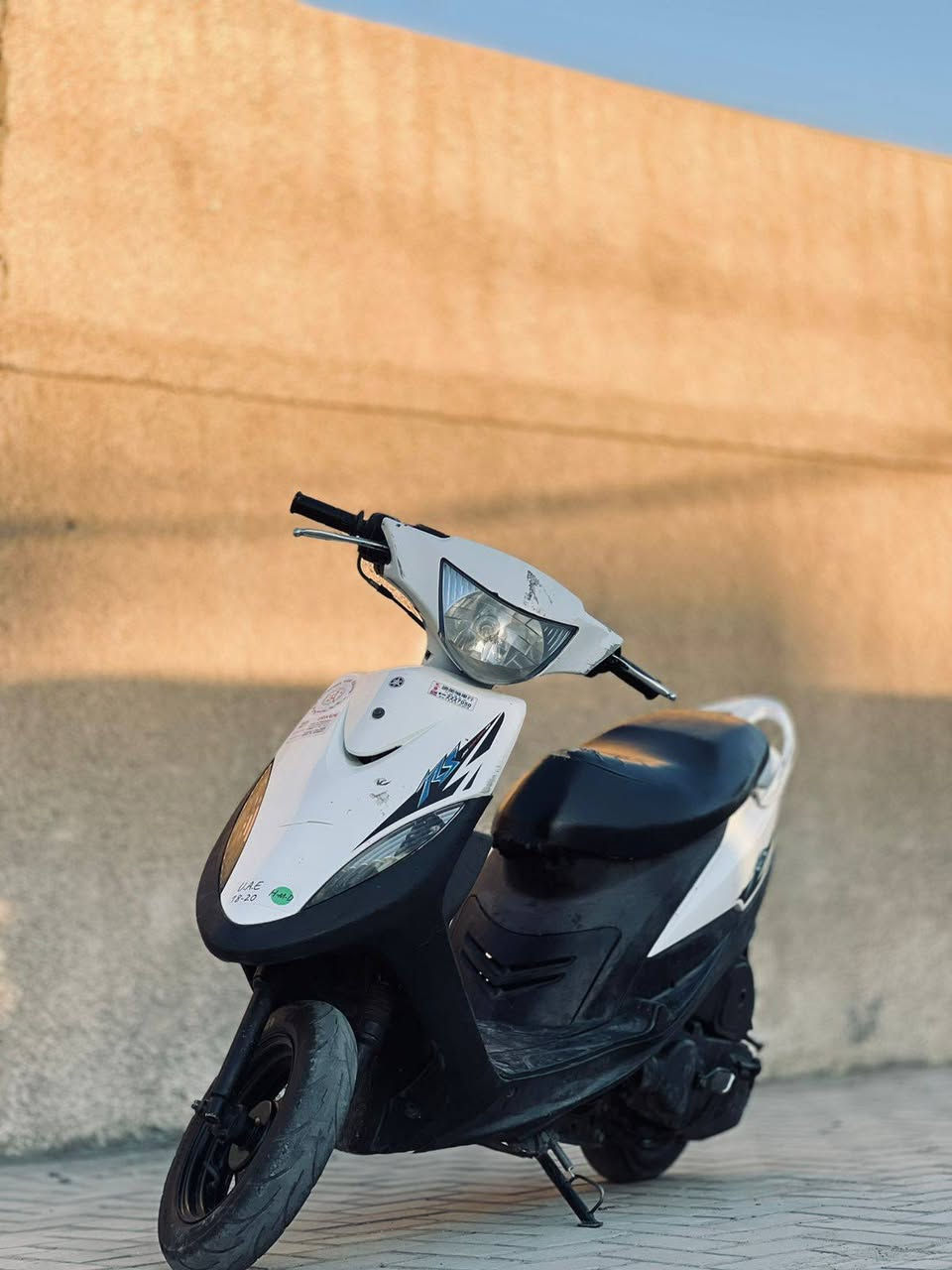 للبيع ماكس عدلة
دراجة نضيفة وبلادية من الطول للطول بوشة 49
كلجات امامي رياضي وخلفي فقط سبرنكة رياضية صلنصة FM 
السعر: 550وبيها مجال حك الجية
مكاني: بغداد دورة
رقمي: *********** موجود واتساب وخاص
