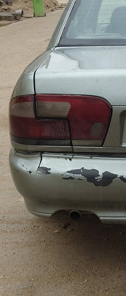 بروتون ويرا 2005 للبيع – بغداد رقم جديد

السيارة لون زيتوني مصبوغة عام ، وسنويتها لسنة 2030 مو بأسمي محركها 1400 كابريتر والمحرك والكير بحالة جيدة لكن بيها بعض الأمور المحتاجة تصليح:

- محركها بيه رجة بسبب أذانات ويحتاج تنظيف كابريتر
- مشط ستيرن ينقص زيت 
- تبريد واكف بسبب الكهربائيات
- انضربت عندي باب خلفي مثل ماموضح بالصورة والدعامية الخلفية
- تبديل سچة ماسحات 
- ولف حماوة مشكل
- عداد السرعة واكف بيها ويشتغل بس الرون والحماوة والبنزين
- كهربائياتها رجعتهن بلادي ومشط كان مشدود صيني وبدلته بواحد تفصيخ نظيف. 
- شاد السبير لانه التاير مبنجر.

تكلفتها كلها توصل لل600 بالزايد لليحب يعمرها . وطالع بيها محافظات نجف كربلاء بغداد ومافشلتني ووكفت . وذكرت كل هالتفاصيل لأنه مااقبل واحد يتعنى خطية على سيارة ويطلعن عطلاتها اكثر من سيارتي وتالي يخيب ظنه ويرجع . 

السعر: 34 ورقة وبيها مجال للشراي
الموقع: واسط الصويرة 
للتواصل : ***********
