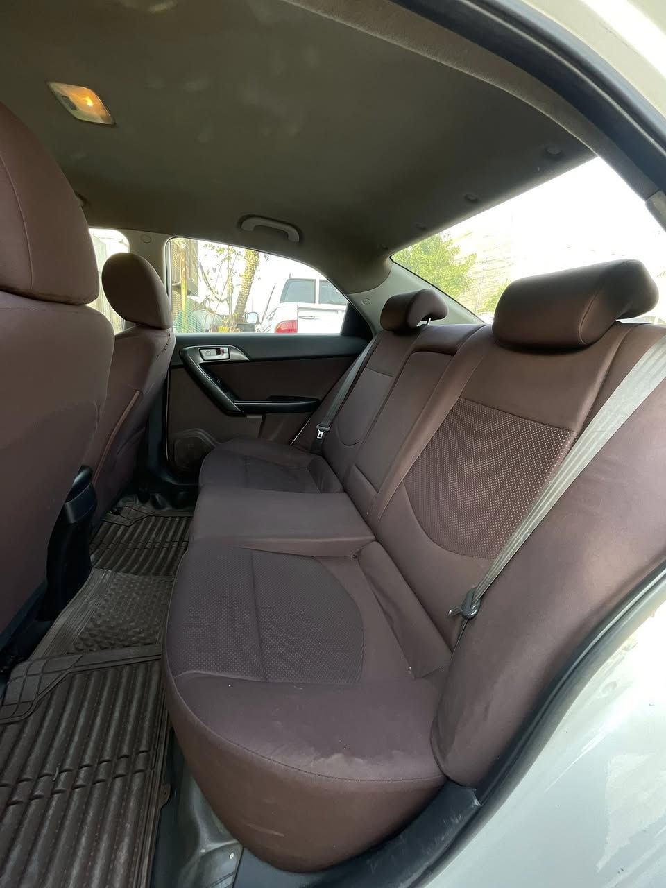 سلام عليكم للبيع كيا سيراتو 
2011 خليجي
((السياره بدون قطره صبغ حتى دعاميات)) 
محرك 1600 دوش 
السياره جاهزه من كل النواحي 
تبريد ثلج 
حساس خلفي 
ويل كب 
تحكم استيرن 
السعر 107 وبي مجال بسيط
العنوان بغداد الغزالية
***********
