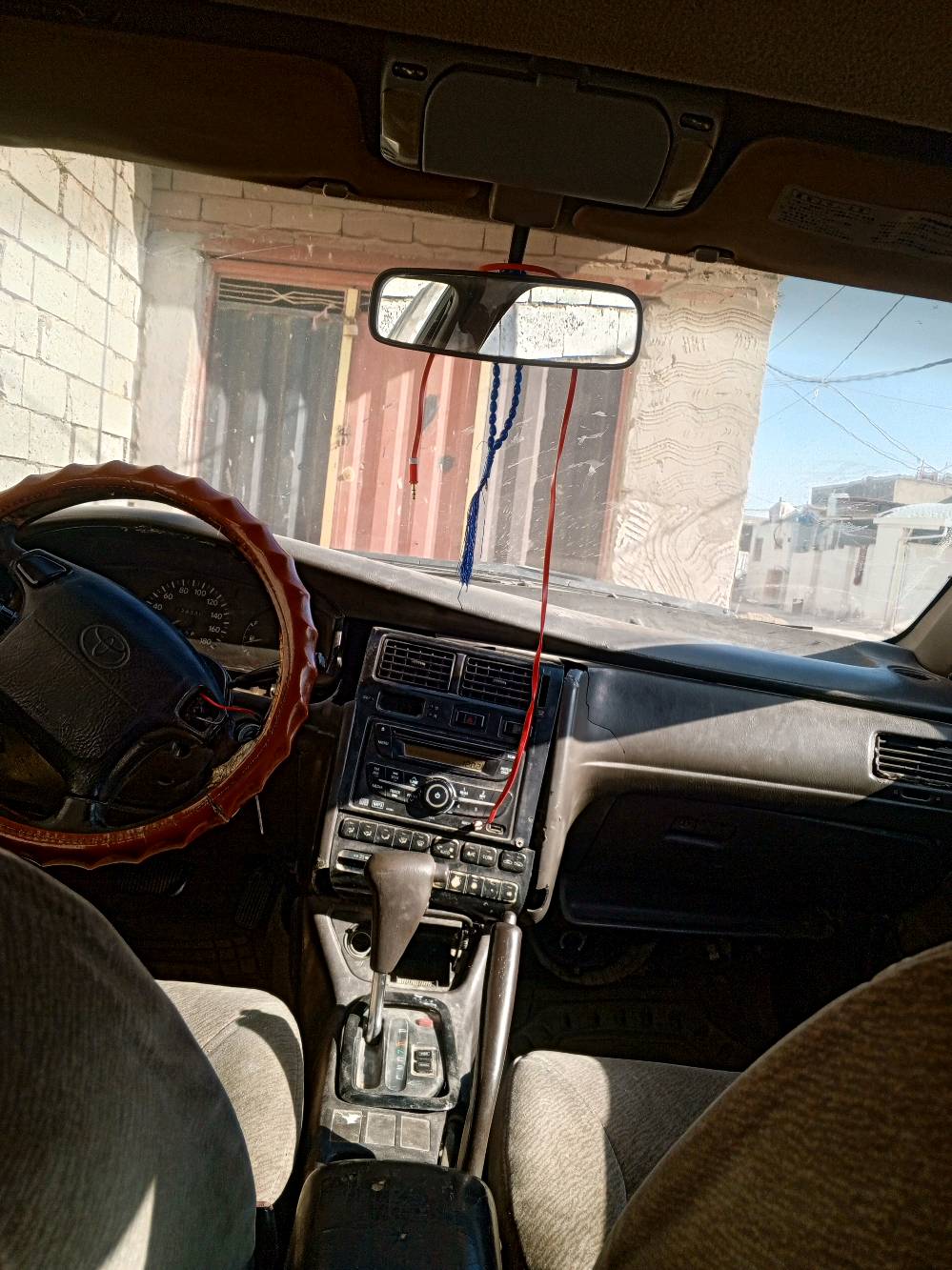 كرونة نفخ 2000المكينة حاوية كير مابي شي حدادية زينة بور باتري وتايرات جدد رقم بغداد سنوية مامنتهية لاكصة ولاضربة عوزهة تصحيح للسنوية رقم بغداد مديل 95 تبريد شغال عنوانه النجف المشخاب عليهة غرامة 200