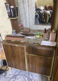 ميز تواليت • نضيف • كركوك