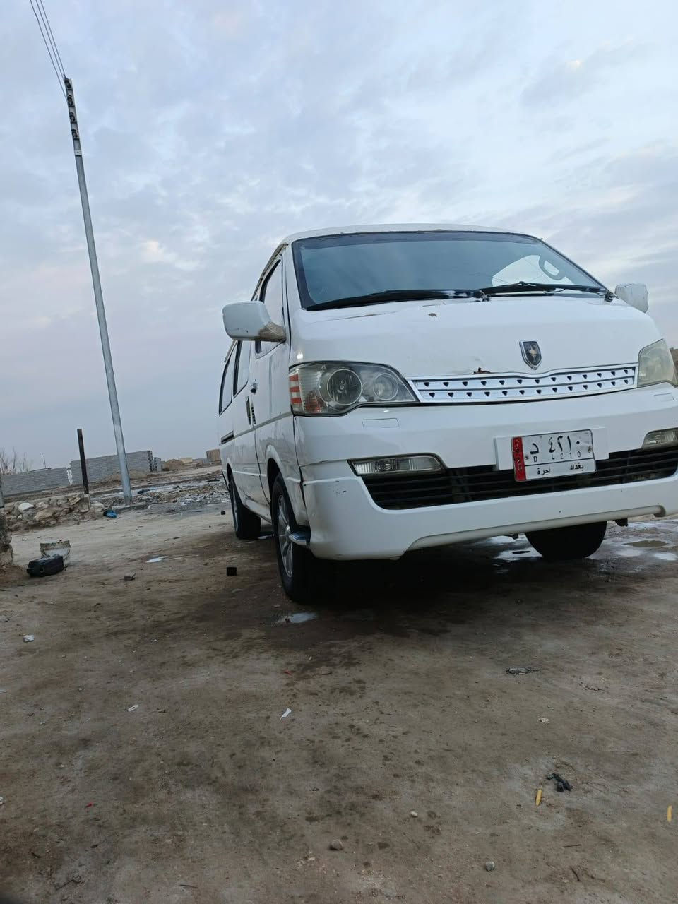 سلام عليكم جنبي موصليه موديل 14 مكينه وكير جدد حداديه تخم تاير باتري خير من الله لبيع فقط مكان السياره الناصريه السعر 35 وبيها مجال ***********
