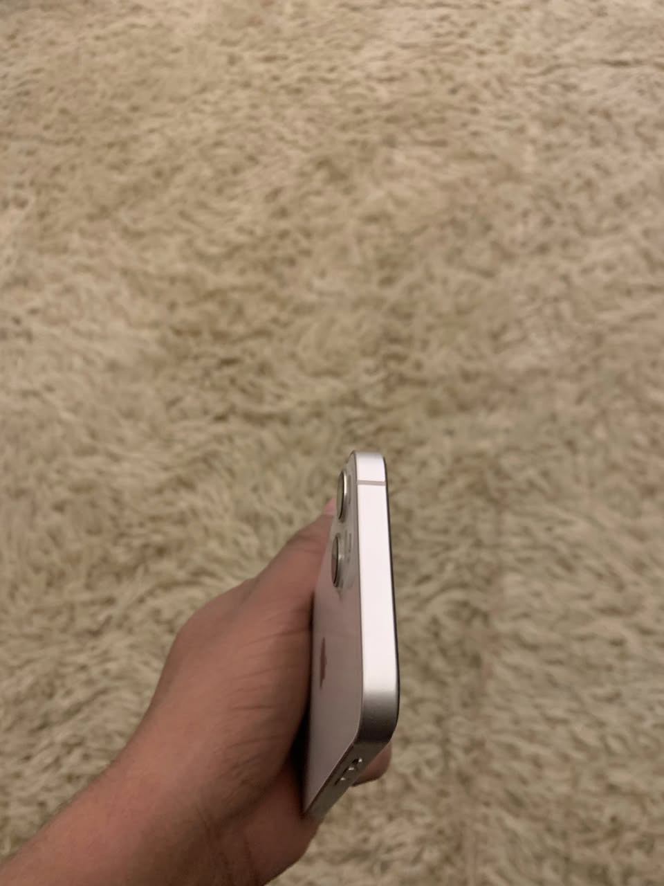 السلام عليكم
ايفون 13 عادي 
لون وردي 
ذاكرة 128 
بطارية 91 
نموذج CH دبل سيم 
نظافة 97 
الجهاز كلو نورمال 
ادفع سعر عجبني ابيعك 
العنوان:موصل حي المزارع مقابل مستشفى السلام 
للاستفسار ***********
