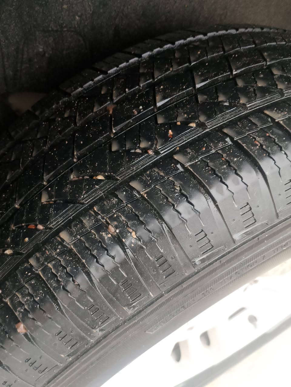 ويل كب حجم 18 ويا تخم تايرات جدد 99 /100 ابيع واذا اكو مراوس بتخم ويل كب 17وينطي فرق هم اعارض السعر 800 $ دولار التخم والتايرات


**إذا كنت صاحب هذا الإعلان وتريد حذفه لأي سبب، رجاءا أرسل رسالة إلى الدعم الفني**