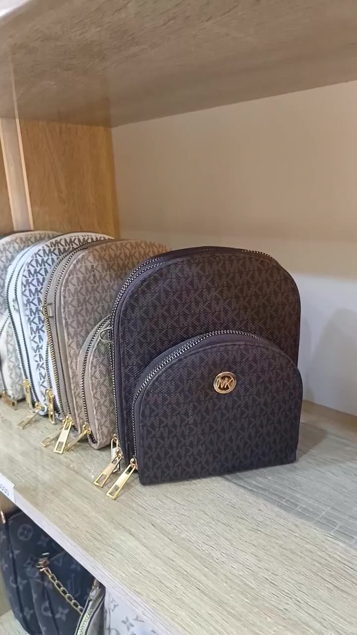 سڵاو
هەموو جۆرە جانتایەک بەتاک و کۆ بەهەرزانترین نرخ لەهەموو کوردستان و عیراق بە عددی زۆر بەردەستە  بۆ پەیوەندی کردن *********** واتساب
