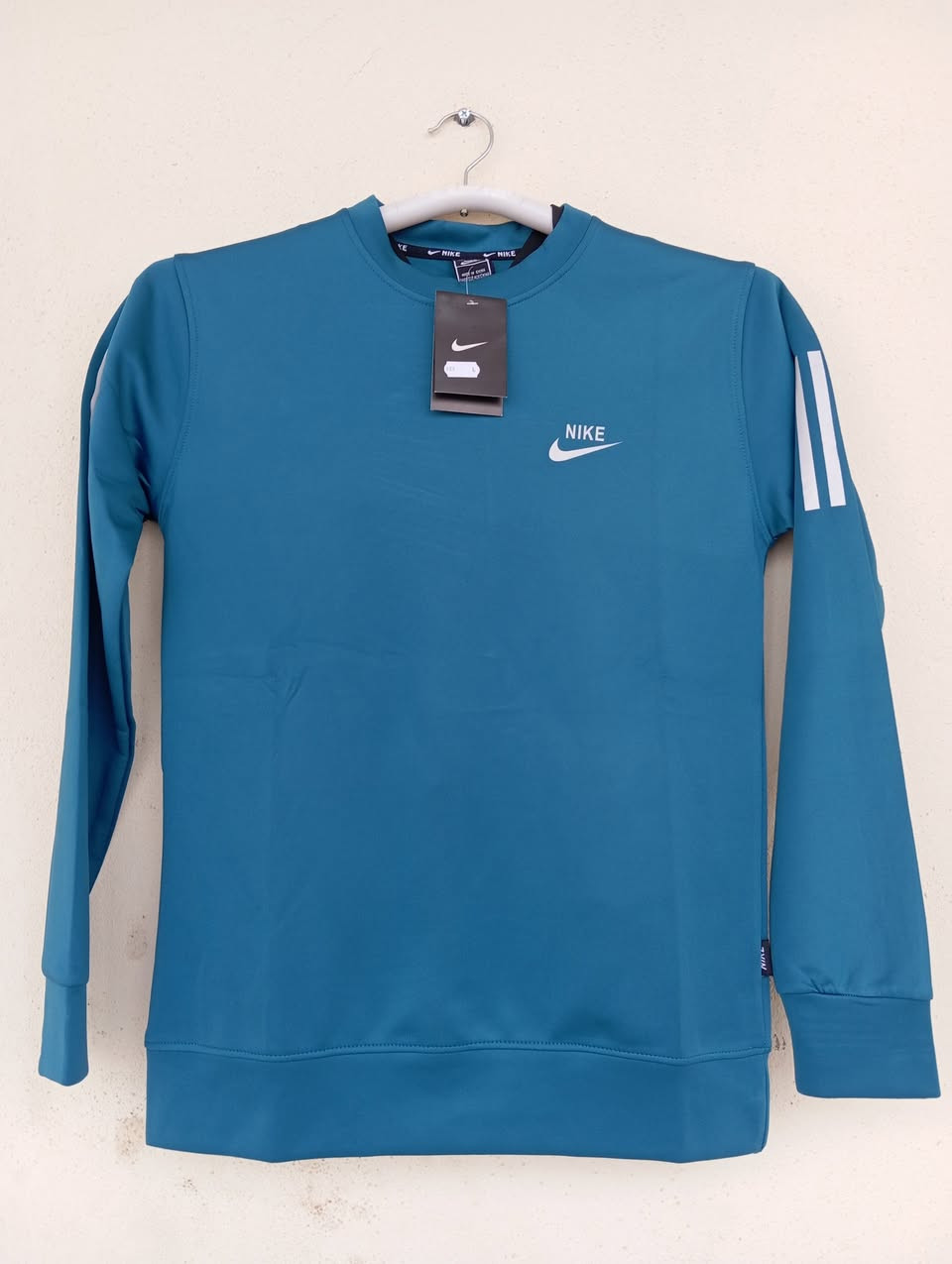 محلات الغازي 🔥
وصل حديثًا تراك سود رياضي أنيق ومريح
✔️ سحاب كامل
✔️ بدون سحاب
✨ يتوفر بجايم مطاط كتان
راحة بالحركة وشكل شبابي يليق بكل الأذواق
💰 أسعار مختلفة ومناسبة جدًا
📏 قياسات متعددة
🎨 ألوان مختارة
زورونا وخذ راحتك بالاختيار
محلات الغازي… الجودة بسعر يرضيك 💪🖤

الموقع: شميط -الشارع العام-مقابل اسواق باسم العيدان 
للاستفسار :***********
***********
