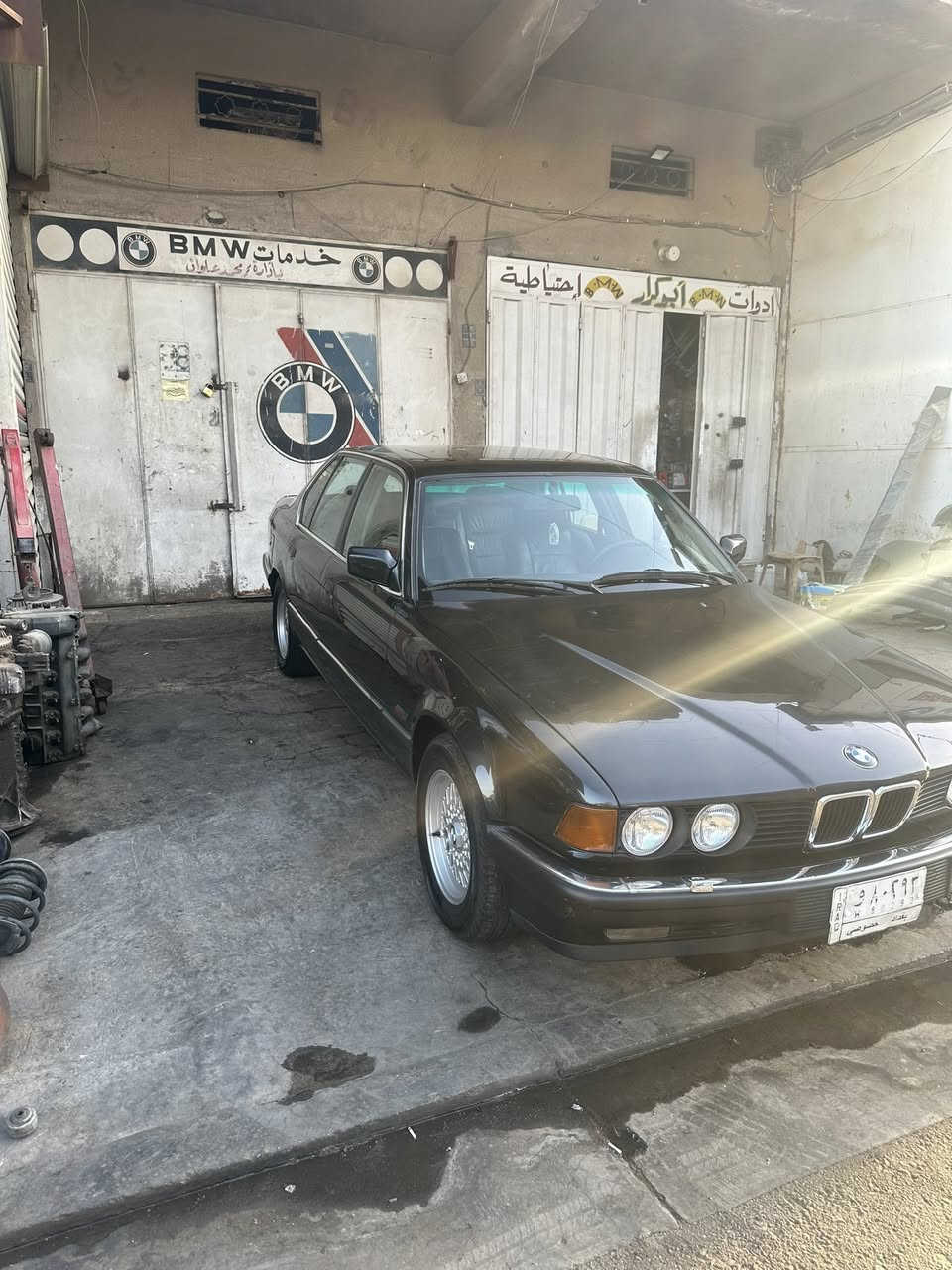 السلام عليكم للبيع 730i مفتوح 6 سياره موديل 92 رقم بغداد مشروع وطني السعر 78$ بيهه مجال بسيط للاستفسار ***********
