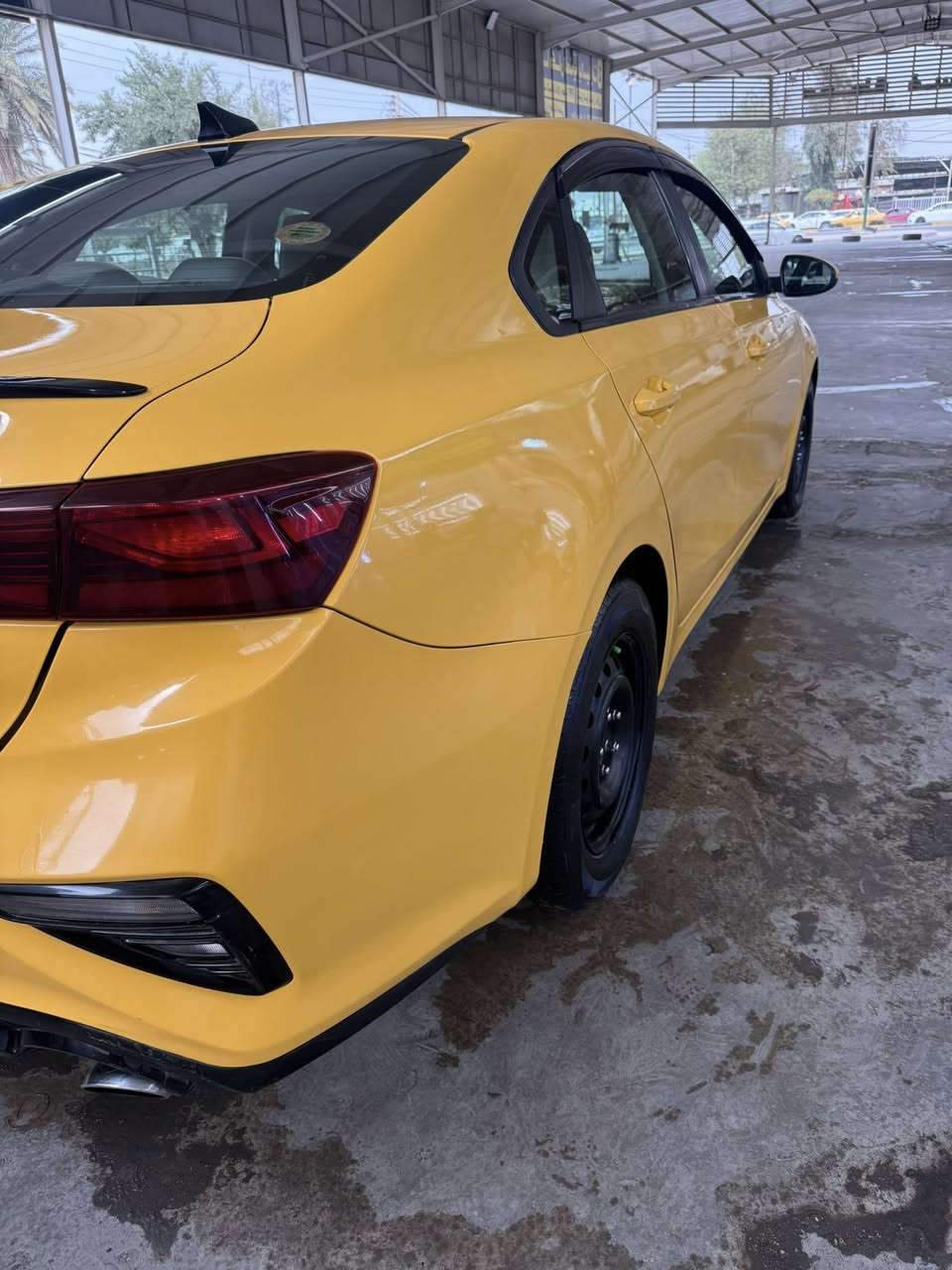 السلام عليكم كيا فورتي للبيع موديل 2019 بغداد بااسمي حادثها شويه من الجاملغ وشويه من البنيد رقم انكليزي هيئه غرامات مصفره بيها منضومه غاز كير اي تي محرك كير صدر تخم تايرات خير من الله سعرها 138 وبيه مجال قليل العنوان بغداد ***********
