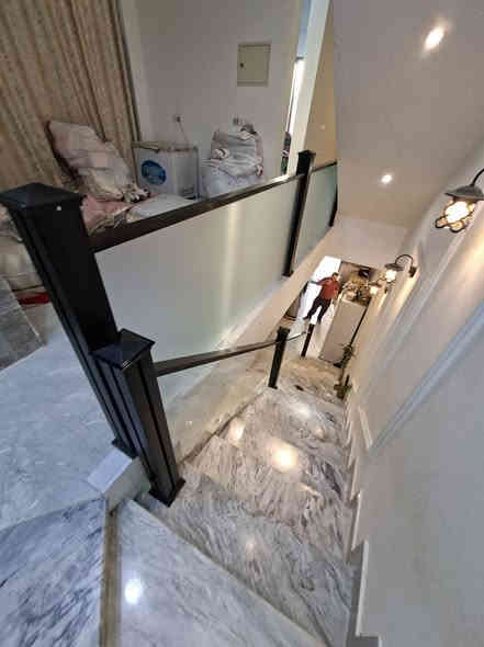 يسعد مسائكم متابعينا وزبائنا الكرام ⚘⚘⚘
نقدم لكم محجر زجاج مقسى سكيورتي مع المنيوم   
للاستفسار مراسله الصفحه 
او الاتصال ع رقم 
  ***********
