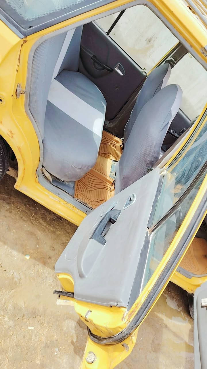 سايبه ٢٠١٢ بالديوانيه راعيه موجود سنويه بعد ٨ أشهر يلا تسقط كير ومكينه مكفولات والباقي كوم حديد بالمناسبه السيار واكفه ماتشتغل تكسي  ايجوز كول ٣ ايام تمشي مسافت كيلو وترجع بس السعر ٢٣ بيه مجال مكاني الديوانيه الشافعيه السياره مال واحد يدور عيشه *********** اتصال +واتساب
