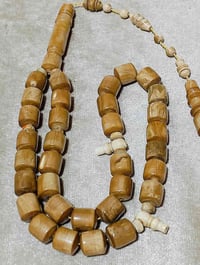 لينك فيسبوك • معلومات ناقصة