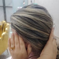 ✨ ميش شعر ✨ غيري لوكج وخلي شعرج يلمع بدرجات حلوة وطبيعية 🤍  📍 العنوان:...