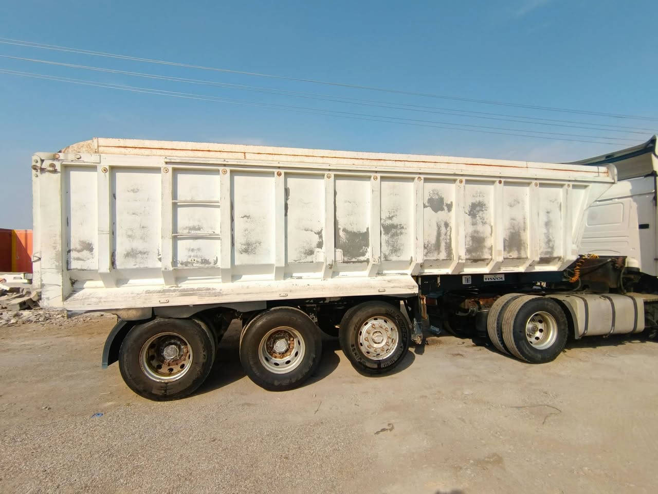 عربانه اللبيع جاهزة الشقل تخم تاير فافون ***********
