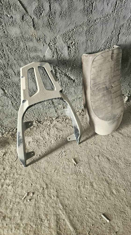 صالنصة دايوان عظم بيها عواج بسيط يتعدل ترجع فول مستعملة سعرها 10 الاف
سوباية دايوان ادفنجر ينرادله صبغ و بس كلش حلوة ترهم للدايوان الخفاش هم سعره 40 الف
كشن كافريسر لون جوزي نظيف اصلي سعره 50 الف
مكاني كربلاء للإتصال *********** كربلاء, العراق
