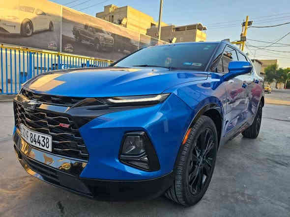 السلام عليكم للبيع شوفرليت بلايزر RS كامل مواصفات بنوراما 5 كامرات محرك 6سلندر داخل لونين كشنات تدفئه تبريد ستيرن كهرباء كشن ذاكره موديل 2021 ماشيه 43 الف حادث فقط بنيد ايرباك ستيرن راجع سستم السياره جديده السعر 187 للستفسار الاتصال ***********
***********
