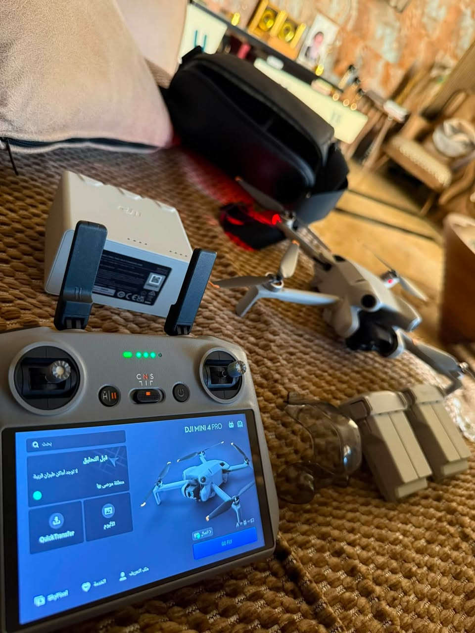 🚁 للبيع | DJI Mini 4 Pro 🚁
للبيع درون DJI Mini 4 Pro بحالة ممتازة جدًا جدًا، استعمال نظيف وخفيف، محافظ عليها بشكل كامل، وتعمل بكفاءة عالية دون أي مشاكل.

✅ حالة شبه جديدة
✅ تصوير احترافي بدقة 4K
✅ مناسبة للتصوير الجوي وصناعة المحتوى
✅ جاهزة للاستخدام مباشرة

📞 للاستفسار والتواصل:
                            ***********
تنويه 🔔مستعمله فقط شهرين
تم صوير بها فقط مزارع وحسينيات
السعر 1500الف قفل👍🏻👍🏻
