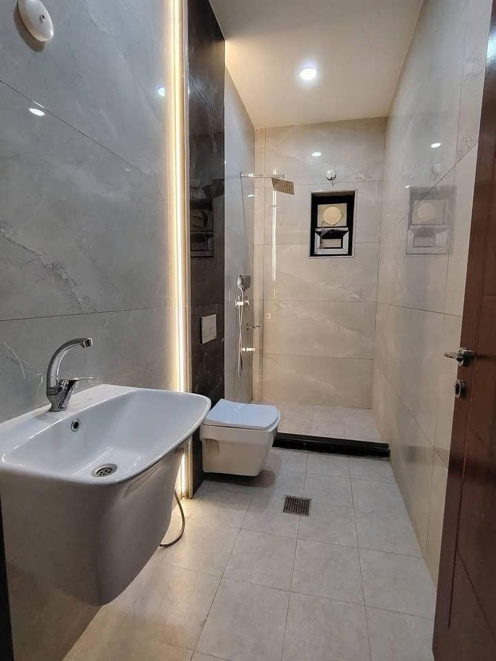 للأيجار في السيديه
#مشتمل 90 م يحتوي على 

4 غرف نوم وصالة ومطبخ وخدمات وطرمه 

#الايجار مليون وربع 

‼️متوفر #عروضات اخرى لم يتم #ذكرها   عمارات تجارية وسكنية وشقق تجارية وسكنية ومحلات وعيادات

📊كل ماعليك الاتصال أو المراسلة على الصفحة *ʲᵒⁱⁿ ᵘˢ*

***********

***********

واتساب
