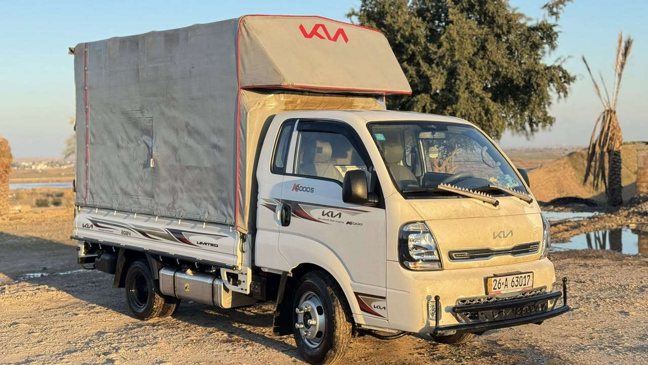 كيا للبيع 2024 ماشيه 50  الف سياره ما متعوبه وبعده ما محوره توايره السعر 205  للستفسار اتصل ‭0780 332 2130‬
