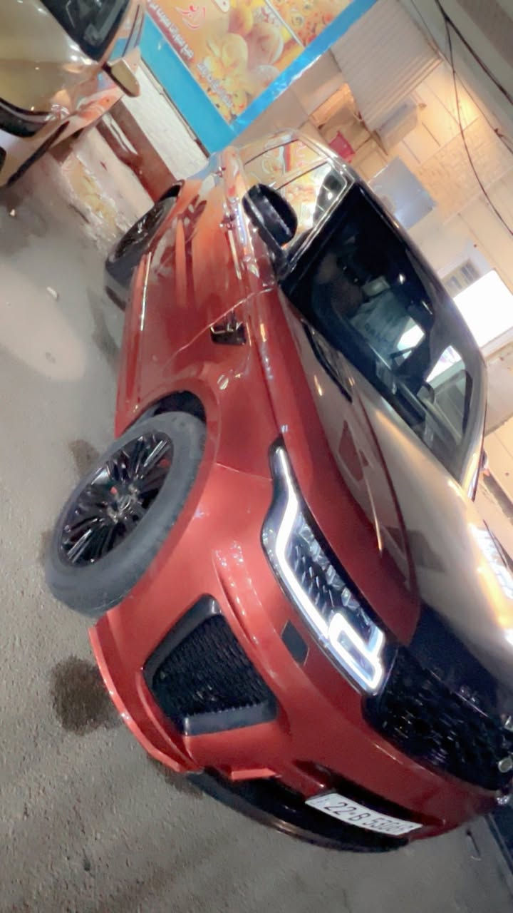 السلام عليكم اعادة النشر بسبب السفر رانج ٢٠١٤ سبورت محدثه ٢٠ بيها صبغ حزام كلير السعر ٢١ الف$ وبيها مجال 
***********
