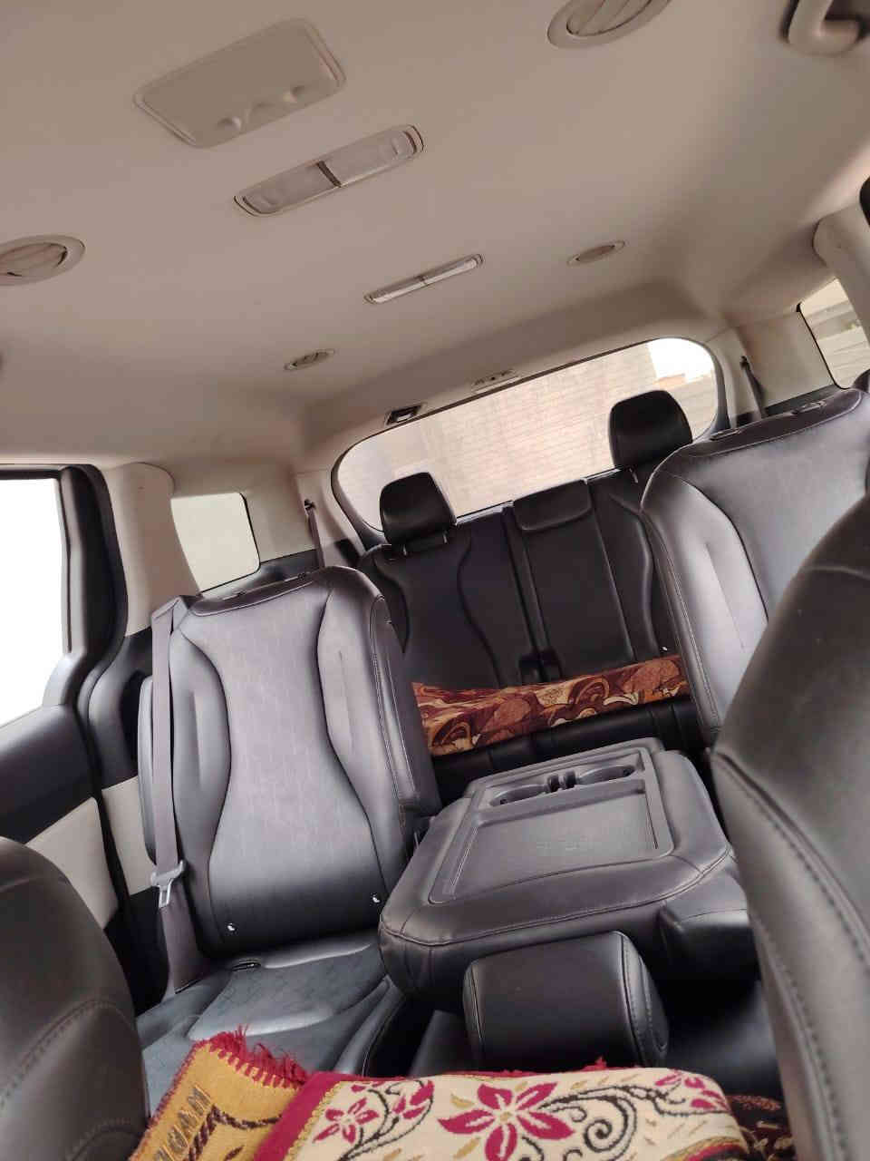 السلام عليكم 
كرنفال موديل 2024
رقم بغداد بأسمي 
حاثها مرفق بالصور بچم كبس 
مواصفات 
حساسات امامي خلفي 
رادارات 
ابواب كهرباء 
بصمات
تشغيل بصمة
تشغيل 🔛 عن بعد
محرك شرط
گير شرط 
تواير جديدة
صدر جديد 
سيارة جاهزة 
وبعد بيها مواصفات النوب
ماشية 120 الف 
السعر 275
***********
مكاني كركوك واتواجد في بغداد
