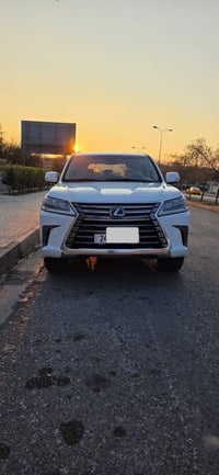 لكزس • ٢٠١٦ • بدون صبغ