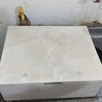 للبيع مكلف بالنشر السعر ٧٥ 07800463206