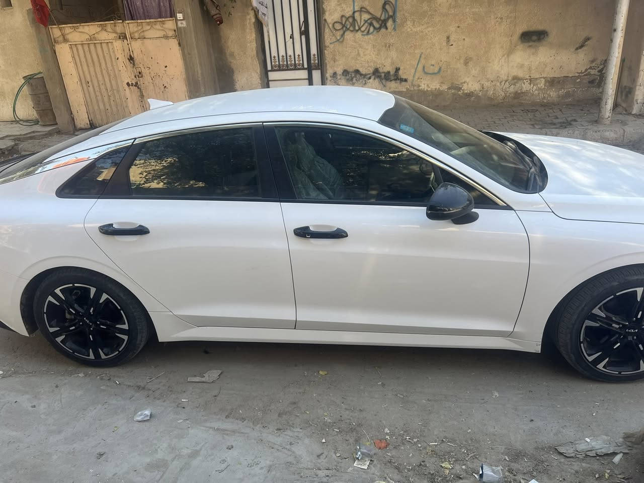 K5 مديل 24 
فول عده الفتحه محرك 1600 تيربو رقم بصره معوقين حادث بنيد ماشيه 21 الف السعر 170 مكاني بصره حي الحسين للتواصل ***********

