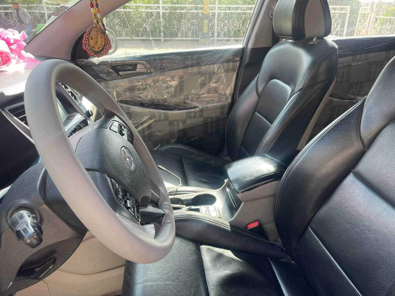 السلام عليكم توسان وارد امريكي موديل 2018 السنوية جديدة السيارة حلوة حادثها بالصور مكلف بالنشر صاحب السيارة ***********
