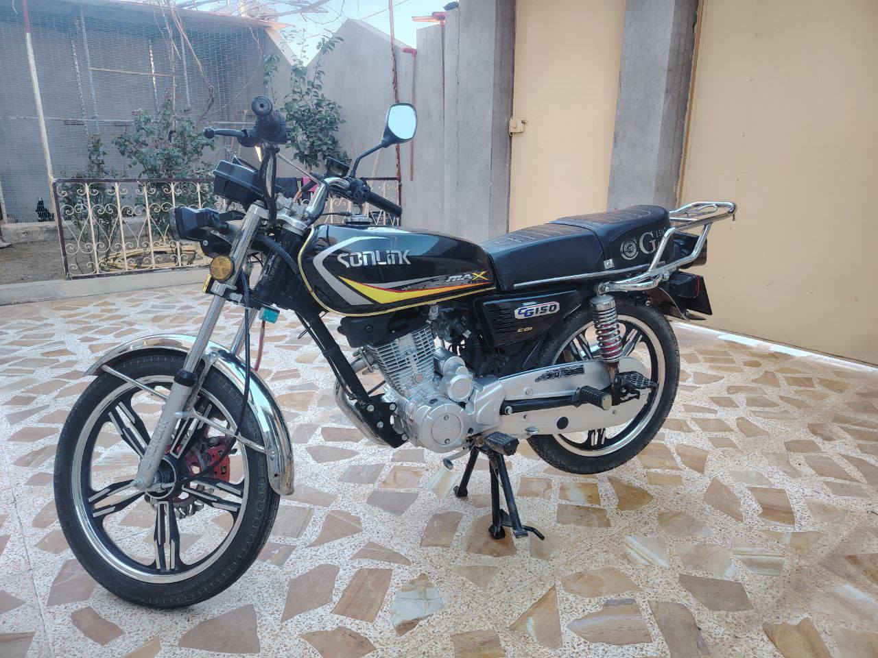 السلام عليكم موطور سونك الاصلي موديل 2024باب اول دبل منفيس محرك 150 شرط ما مفتوح 5 كير كهربائيات كلها شغاله تشغيل عن بعد بصمه حطلو دهن وبانزين وترايو مكه😅مكاني جنوب الموصل حمام العليل


**إذا كنت صاحب هذا الإعلان وتريد حذفه لأي سبب، رجاءا أرسل رسالة إلى الدعم الفني**