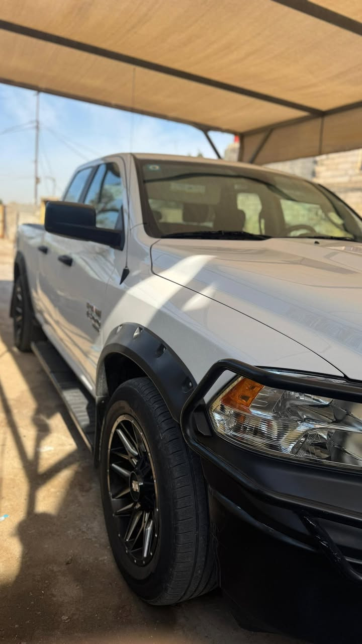 دوج رام كلاسك ٢٠٢٢ مواصفات عاديه الرقم بغداد دولي باسمي السنويه تنتهي ب ٢٠٢٩ ماشية 59935mi
السياره جاهزه حادثها صفحه الشاصي سليم كفاله كير ومكينه حداده جديدة 
الاستفسار  ***********
