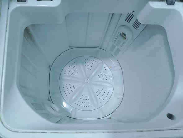 غساله ملابس هيتاشي 14 كيلو للبيع
شغاله كل عيب مابيها مشتريها جديده مستعمله قليل ماواصله مصلح السعر 80 
كركوك حي العسكري ***********
