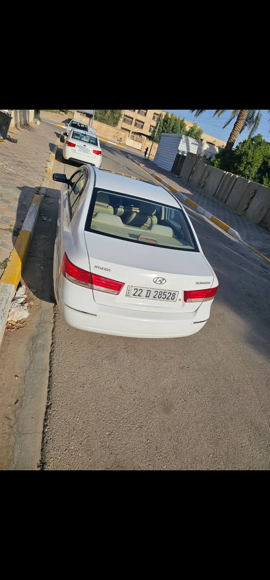 سوناتا ١١فول مواصفات مكينه ٢٠٠٠دوش بيه صبغ السونار مرفق مع الصور سياره جاهزه من كلشي رقم أربيل دولي سنويه بأسمي شخصيآ مجدد ل ٣١ سياره نضيفه وجاهزه كير محرك تخم تاير صدر جاهزه من كلشي وبس صبغ بدون دواخل لغود شواصي كله مكفول مكفوله من الكص التكمه الأيسر بيه تصليح خفيف *********** السعر ٩٨
