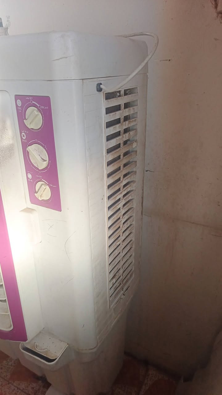 مبرده نايلون نظيفه بيها شيء بسيط سعر 100 وبيها مجال الشرايه يراسل خاص شغاله كل شي ما بيهاشيء بسيط احنا موخرين الكرتون مالتها مشكلي لها ليف مالت حديد بارده الله شاهد كلش احسن من الكرتون


**إذا كنت صاحب هذا الإعلان وتريد حذفه لأي سبب، رجاءا أرسل رسالة إلى الدعم الفني**