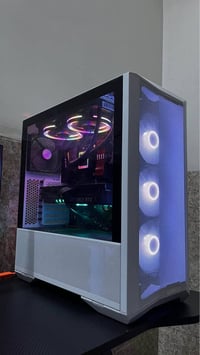 R7 5700X3D • RTX 3070 • ٣٢ جيجا رام