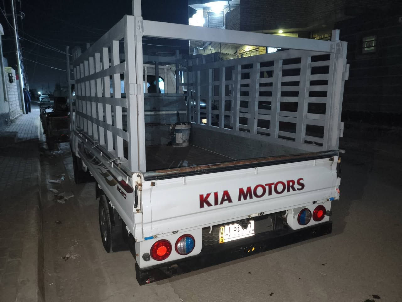 سلام عليكم كيه حمل للبيع 2700
موديل 2020 سياره كفاله عامه رقمها بابل مكانها ديوانيه سياره نضيفه كلش محرك مامفتوح رقم شاصي واضح دشمه جديده سياره كلشي شغال بيها ملاحضه 
تنباع بدون محجر 
سعرها 134وبيها مجال
رقمي ***********
