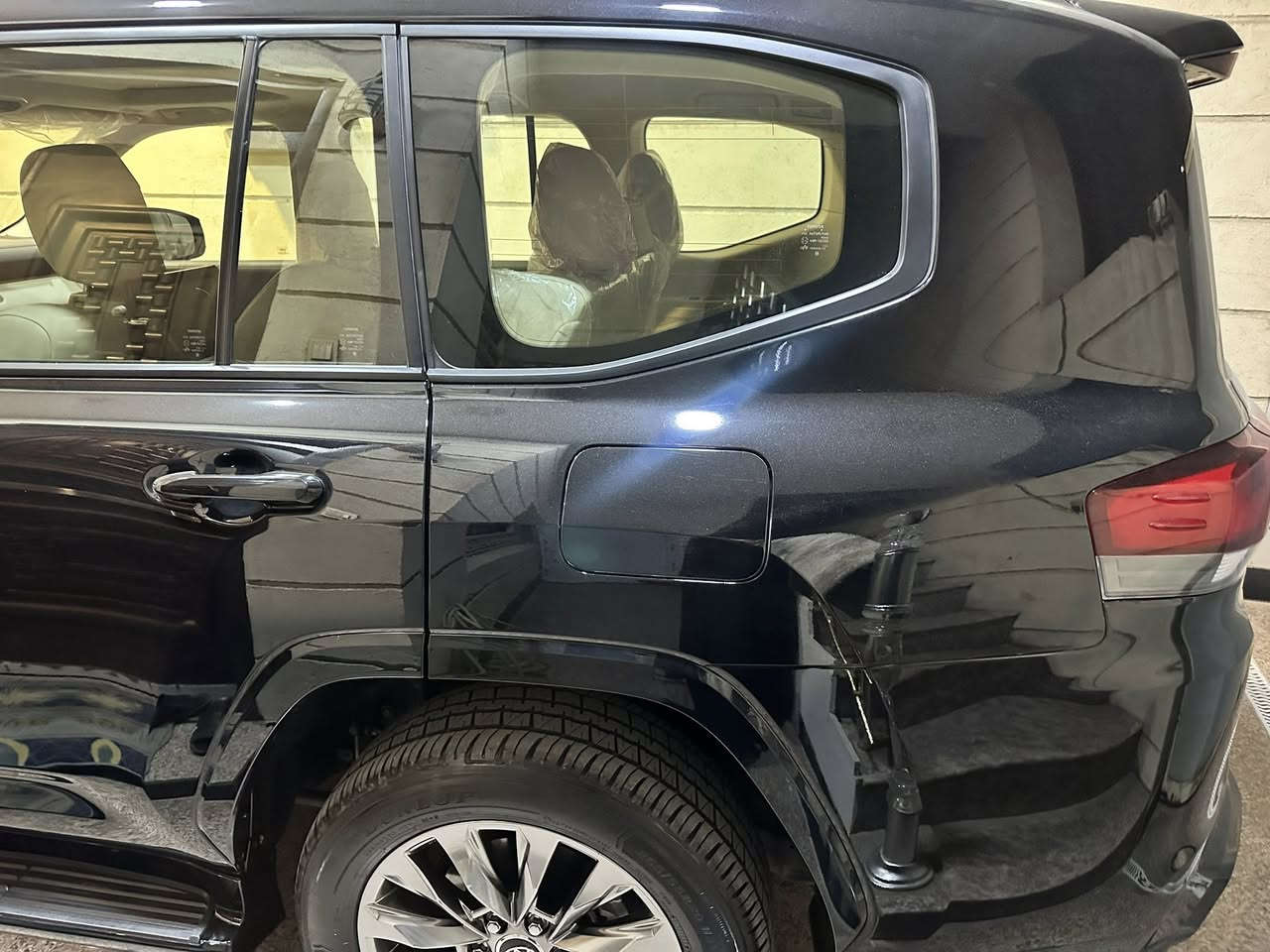 لاندكروز 2024
كفاله عامه بيها pdf 
ماشيه 20 الف شمالي 
السعر 740
تون تيربو
***********
