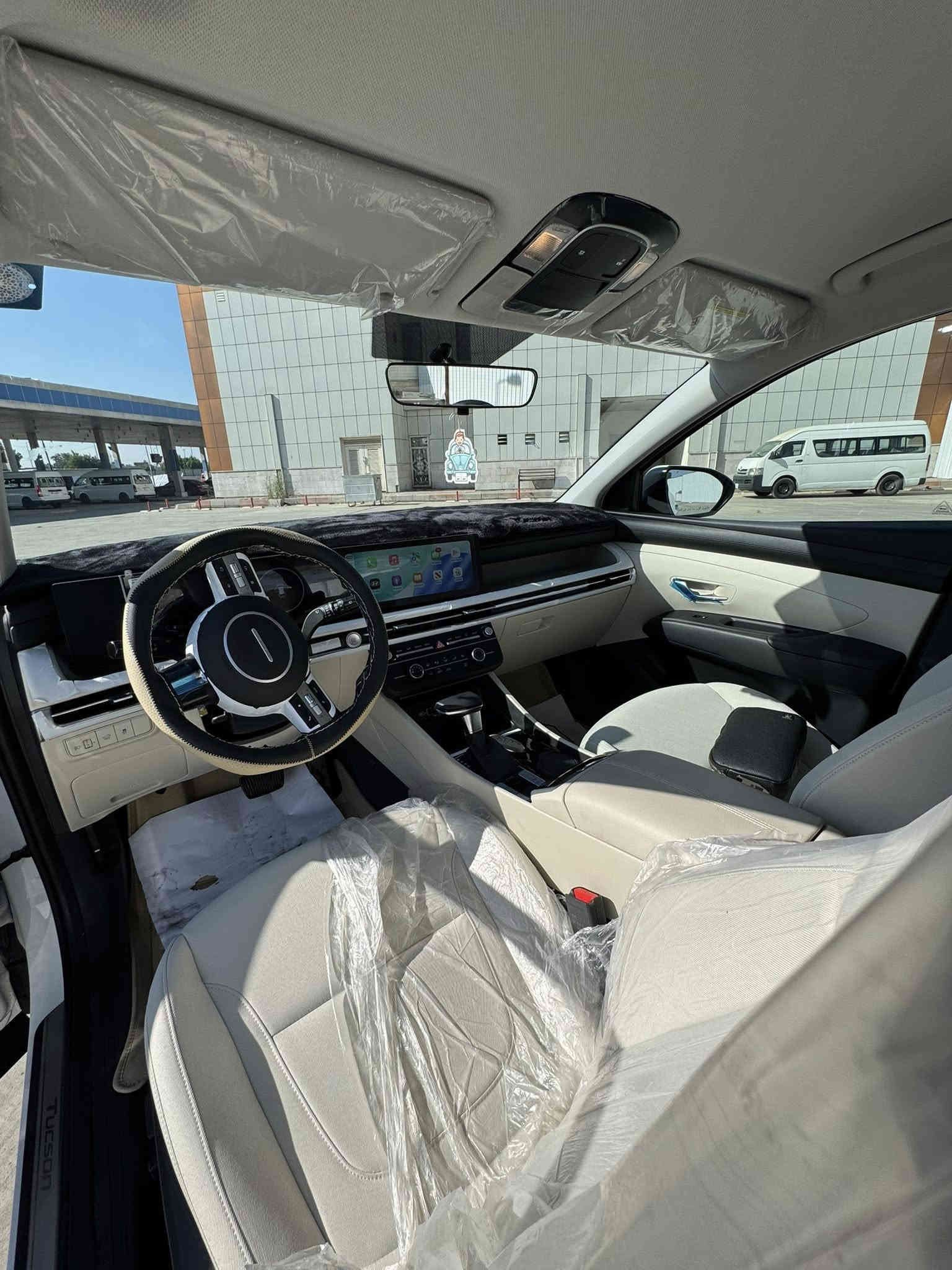 السلام عليكم

هونداي توكسان 2025 
وكالة خليجية 

تحت ضمان
بعده زيرو 

مكفولة كفالة عامة حتى من الشخط ...

ماشية 675 كيلو فقطططط

فول عدى السلايد

دبل بصمة 2
كراسي كهرباء 
كشنات جلد
داخل ابيض
شاشة ديجتال
شاحن وايرليس
عدسات امامي
ليد امامي خلفي 
اضائة داخلية ليد
دخول ذكي
ترحيب 
مود درايف
سايد بريك بصمة
مانع انحدار 
مري تعتيم ذاتي
حساس امامي
حساس خلفي
رادار جانبي
مري شفط

الخ من تفاصيل

السعر 245 ورقة بي مجال جدا بسيط
علما سيارة مرقم بغداد

العنوان بغداد البياع
***********
