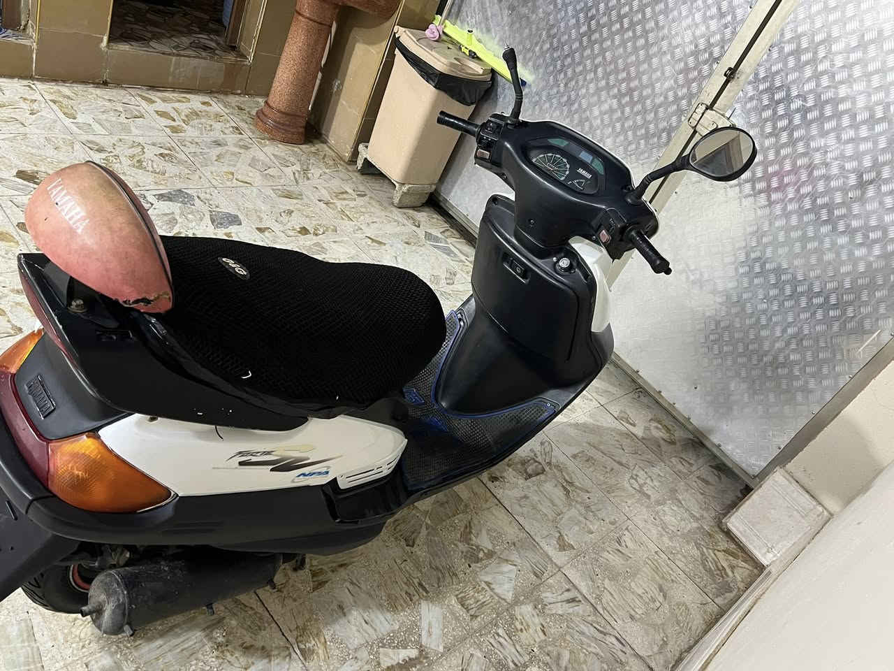 سلام عليكم 
دراجه فراشه فظائي دراجه مرتب حلو مكينته ناعمه خير من الله كهربائيات شغاله دراجه تخربط كابريتر تجاري الي بيه يحتاجله  كابريتر وباتري شلعة ومعدله مرتبه الي تفيده يتصل ***********
وبيه مجال بسعر  ديالى بعقوبه
