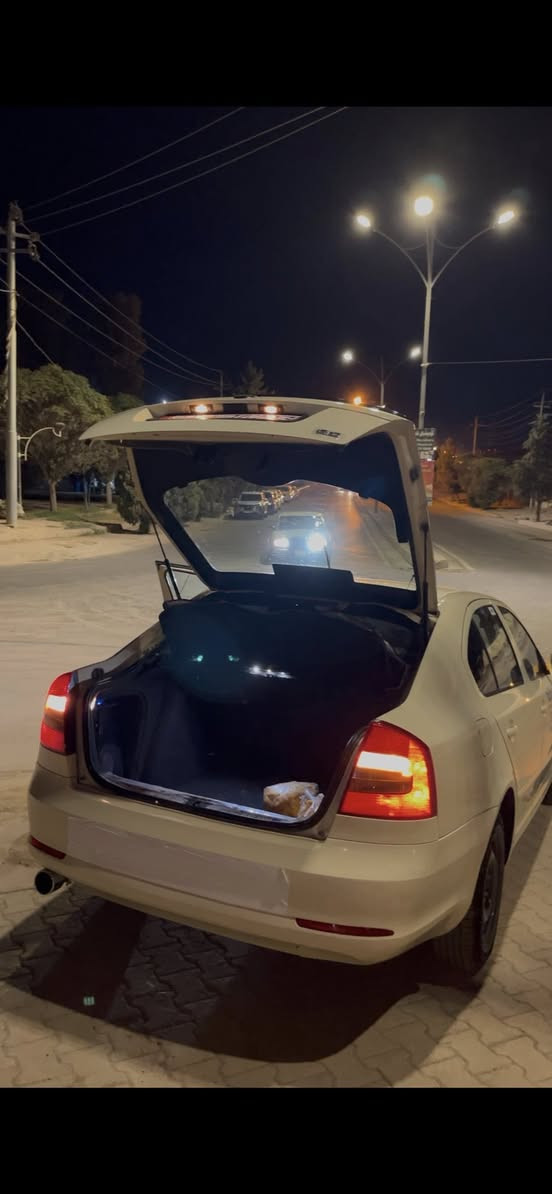 بەناوی خودا
سکۆدا٢٠١٣ تەکسی 
مەکینە ١.٦ گێر عادی
دوجام کارەبا
تحدید سورعە 
تراکشن
دەبڵ ئێرباگ بەشەرت
تەنها سنوق بۆیاخە بێ ناوگردن 
چەن پەڵەیە ساردی هەیە 
بەشەرتی گێرو مەکینە
دوکەڵ و بوخاری نییە 
تەبرید سارد و گەرم 
٤ تایەی لۆکی بۆ بەسراوە 
سەنەوی تا ٢٠٢٨ تازەیە 
رەقەمی باریکی بۆ بەستراوە
بەشەرتی تەحویل 
٢١٠ هەزار غرامەی لەسەرە دوای مەعمەلە دەیگەرینمەوە 
نرخی ١٠٥ گەڵاو مەعامەلەیکی برایانە
ژ.م ***********
ژ.م ***********
شوین چەمچەماڵ
