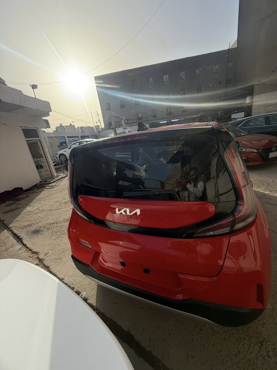 كيا سول موديل 23 بدون لوحات ماشيه 34 ميل مكانها حله شارع40 السعر 138  // حادث جاملغ وبنيد فقط دركه ***********
