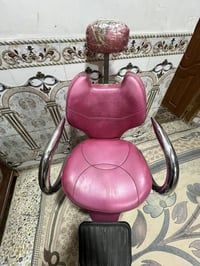 كرسي حلاقة • حي النداء