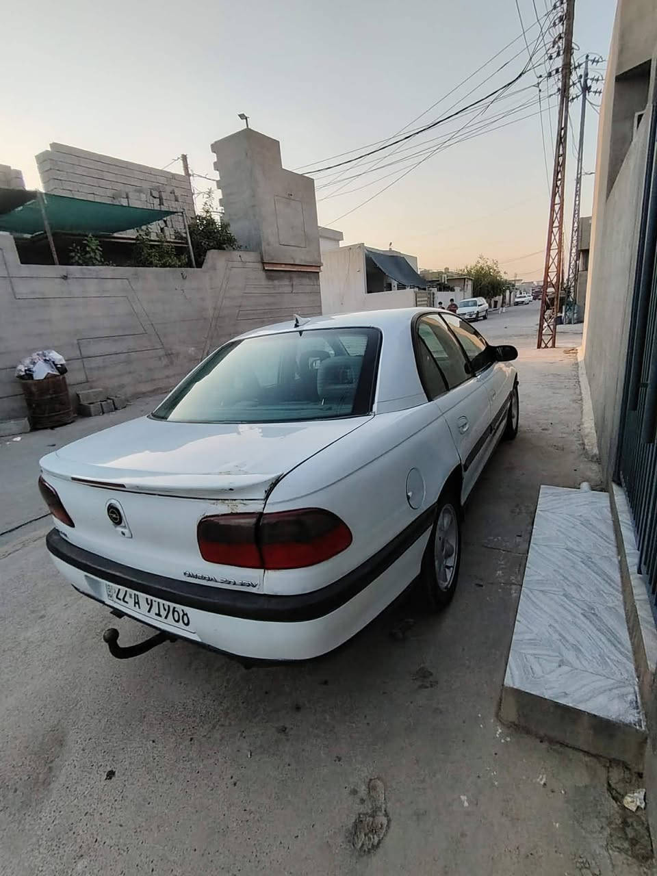 سلام عليكم 
اوبل بزون للبيع موديل 1997
مكينه20كبس كير عادي رقم اربيل سنويه لحد 2031
سعر 45$
***********
(مكلف بالنشر)
