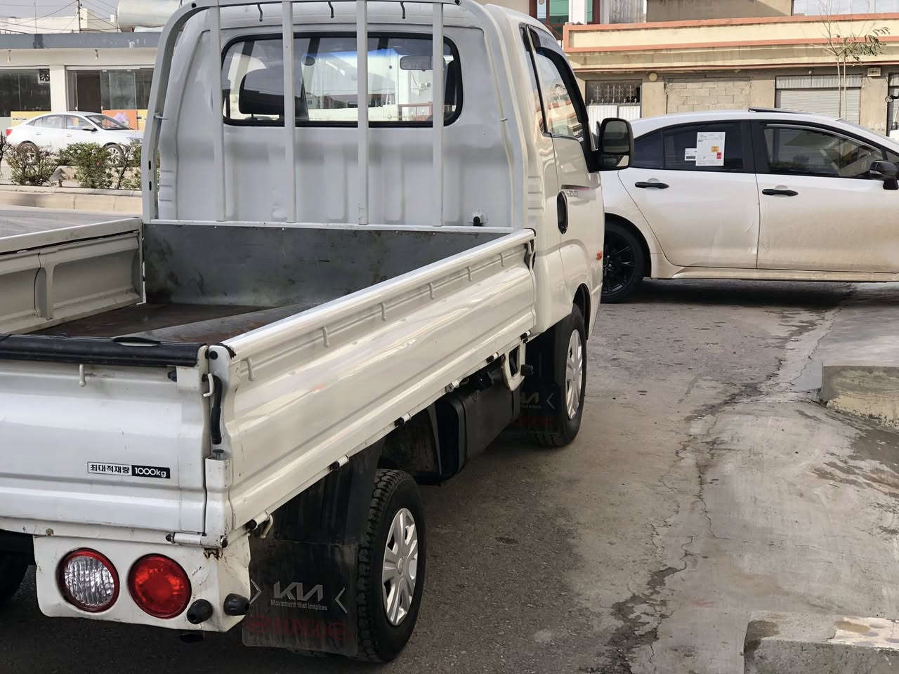 كێيا
تازە داخڵ 📦📦

مۆديل 2007 كرياوەتە 2020

مەكينە رەشى 3000

گيڕعادى 

گيڕ و مەكينەى بەشەرت

تەقە و ڕەقى  ئەكسلى بەشەرت

تەبريدى گەوم و ساردى بەشەرت

قەپات مواسەفاتە

دەبڵ سەلە📦

شەش تايەى تازە

كارەباى بەشەرت

ناو بۆدى  لەگەڵايە

سەيارە  پاكە📦📦👌

***********
