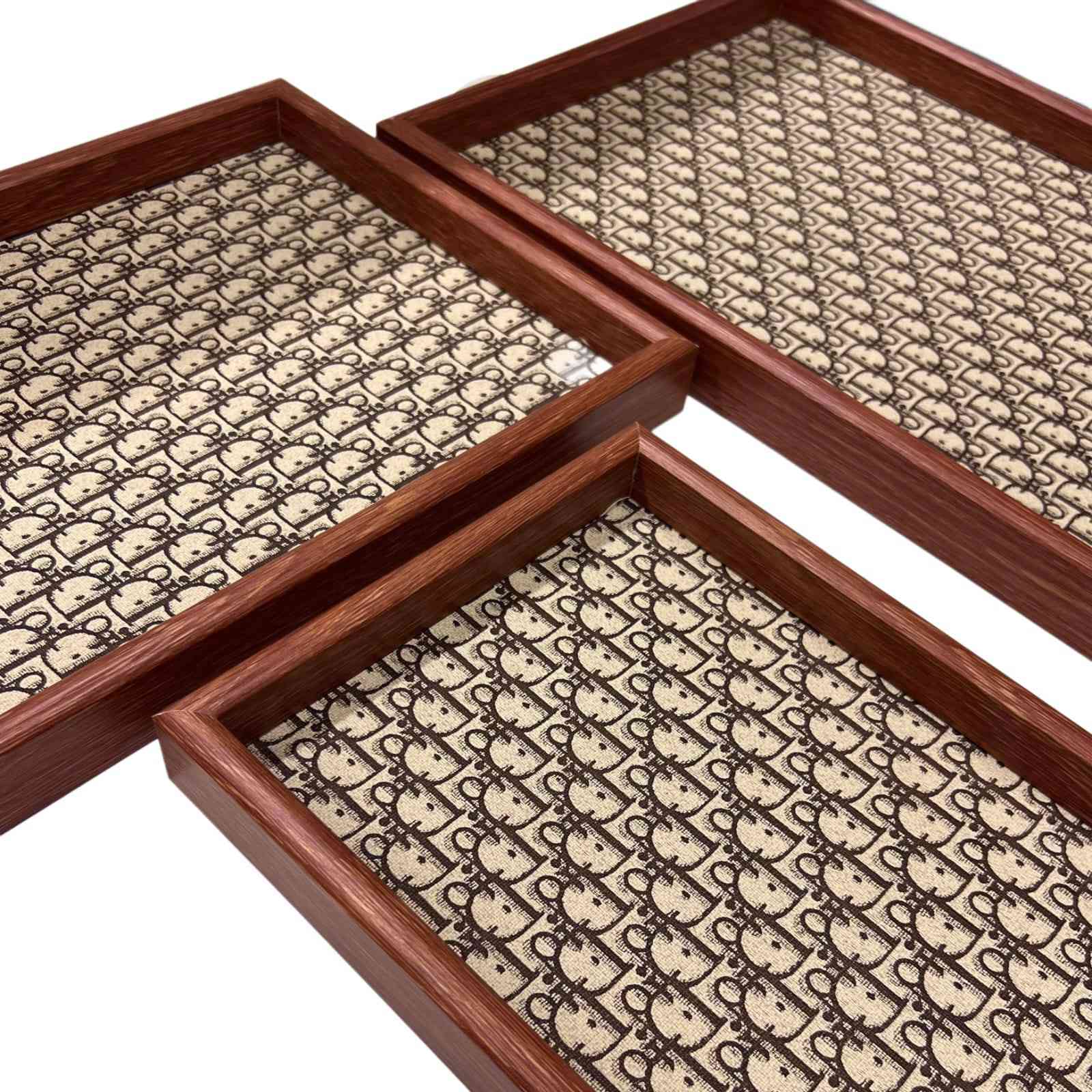 ✨ قدّم ضيافتك بذوق أنيق!

مجموعة صواني خشبية بـ3 أحجام، مثالية للخبز والفواكه المجففة 🍞🍇
تصميم عملي بحواف مرتفعة ومسكة جانبية لثبات أسهل 👌
لمسة بسيطة وأنيقة تناسب كل طاولة
السعر 15 الف مع التوصيل كربلاء, العراق


**إذا كنت صاحب هذا الإعلان وتريد حذفه لأي سبب، رجاءا أرسل رسالة إلى الدعم الفني**